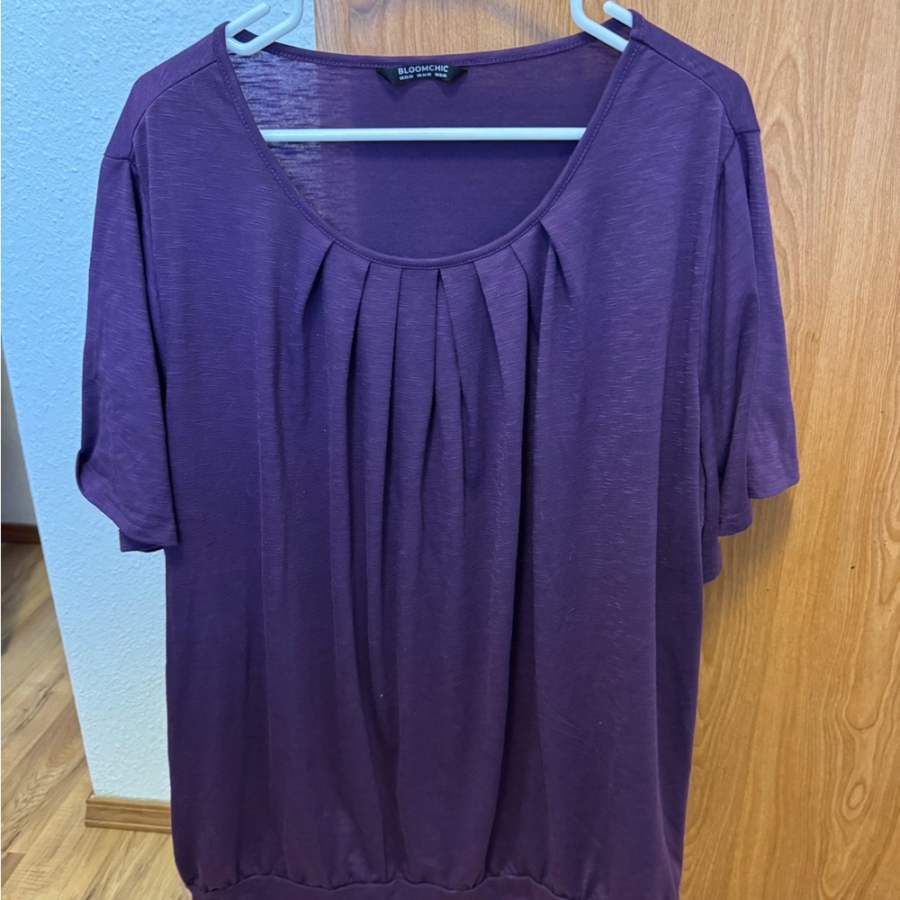 BloomChic Women's Short Sleeve Purple Tee